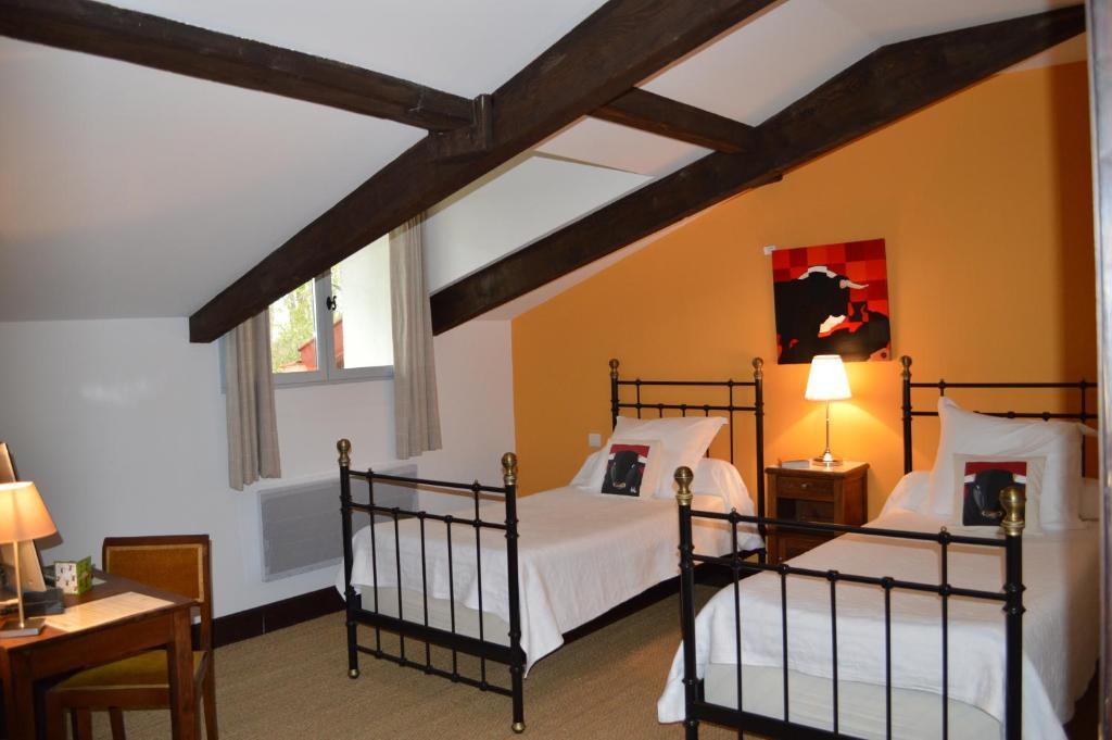 Bed and Breakfast La Ferme Ostalapia Ahetze Номер фото