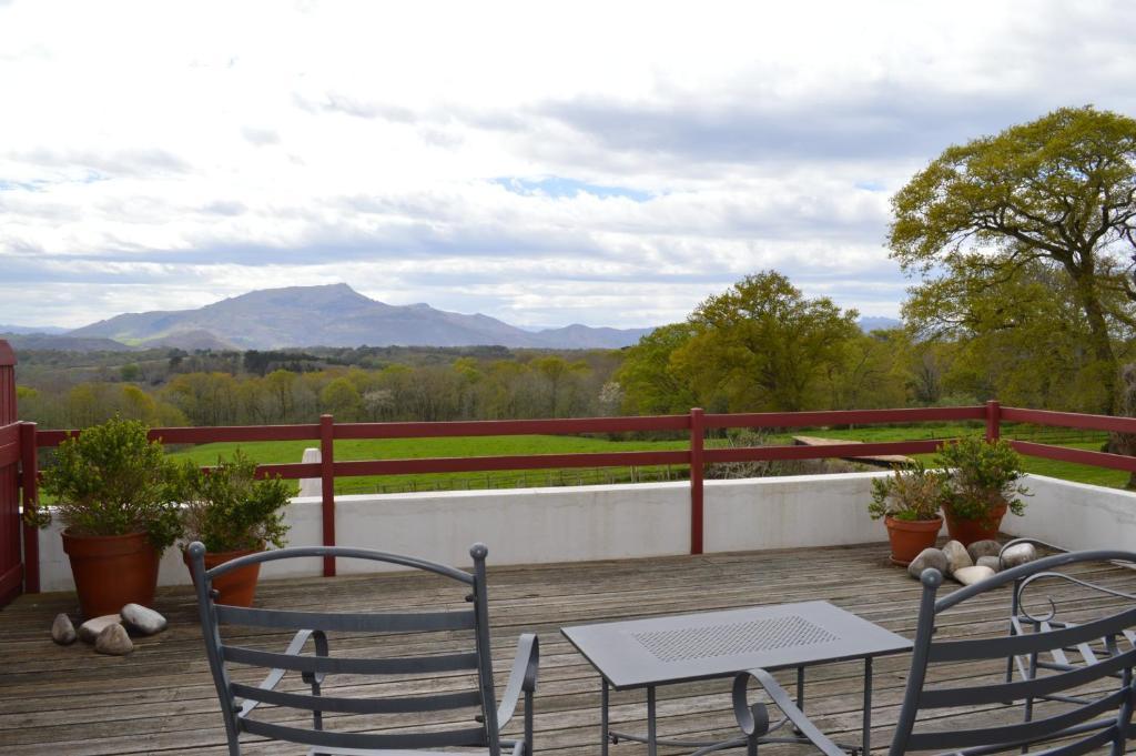 Bed and Breakfast La Ferme Ostalapia Ahetze Номер фото